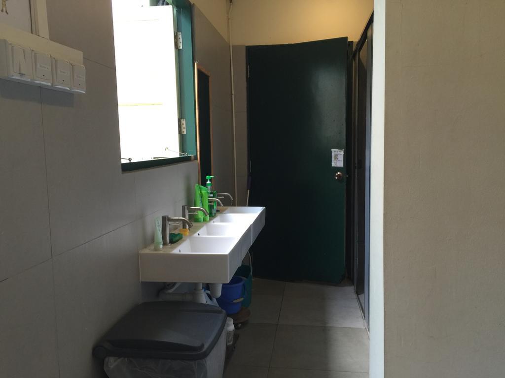 Superb Hostel Singapore Bagian luar foto