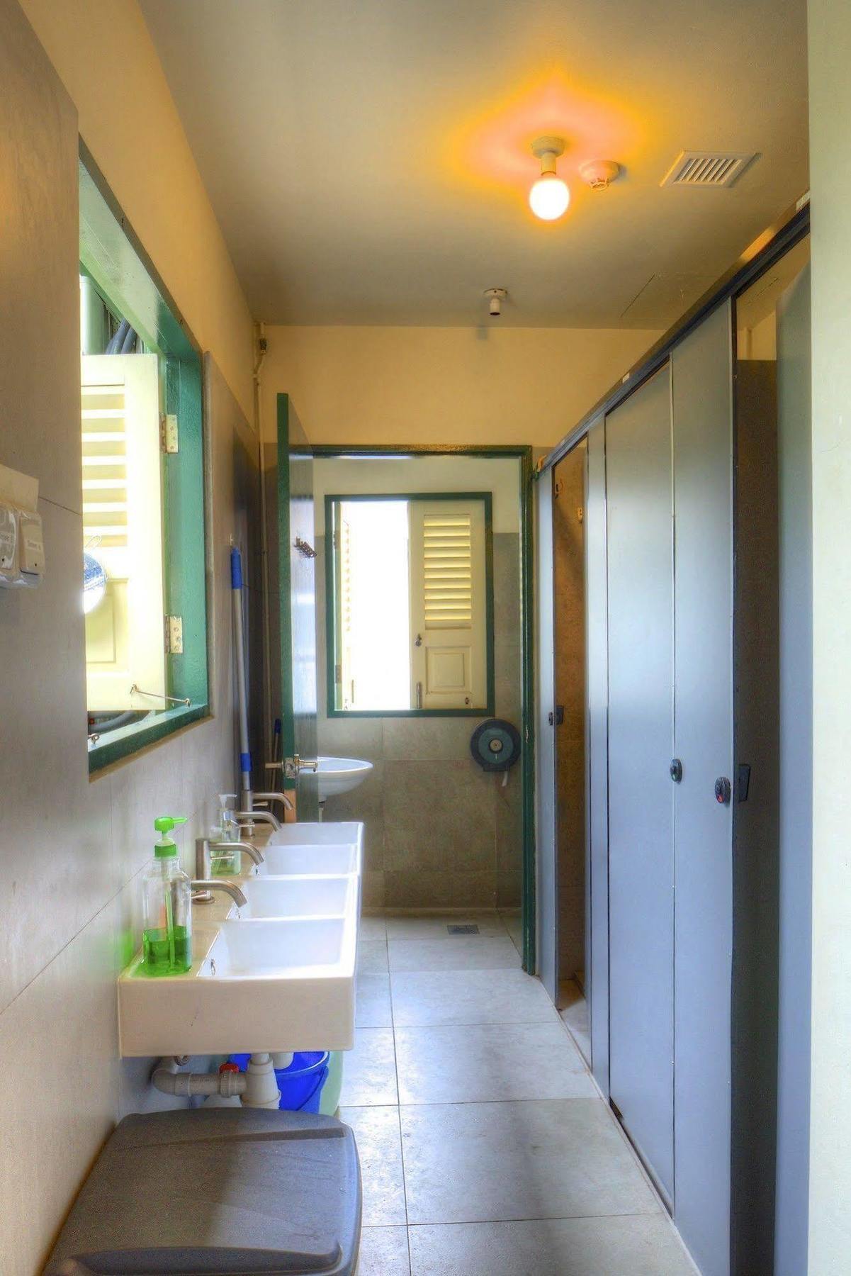 Superb Hostel Singapore Bagian luar foto